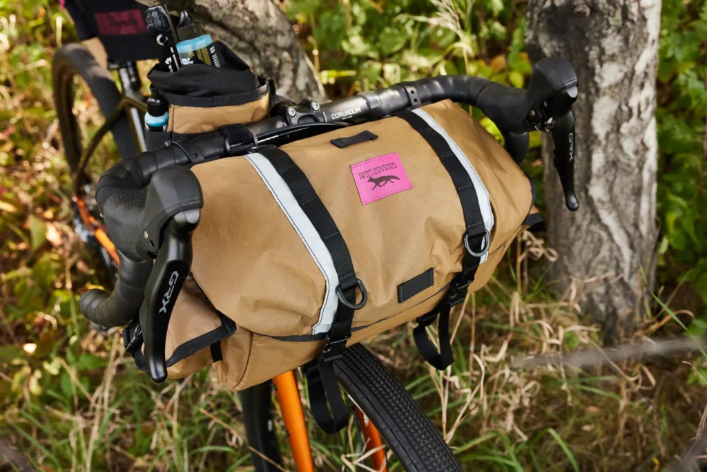 A Swift Industries bag on the front of an Otso Cycles Waheela C.